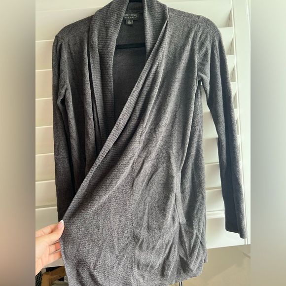 BAREFOOT DREAMS CozyChic Drape Rib Cardigan Ultra Lite Carbon Gray - Picture 11 of 16